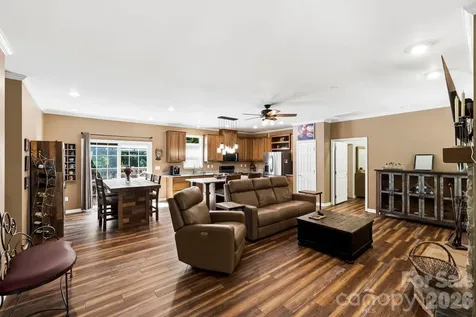 31 Enochs Way Fletcher NC 28732