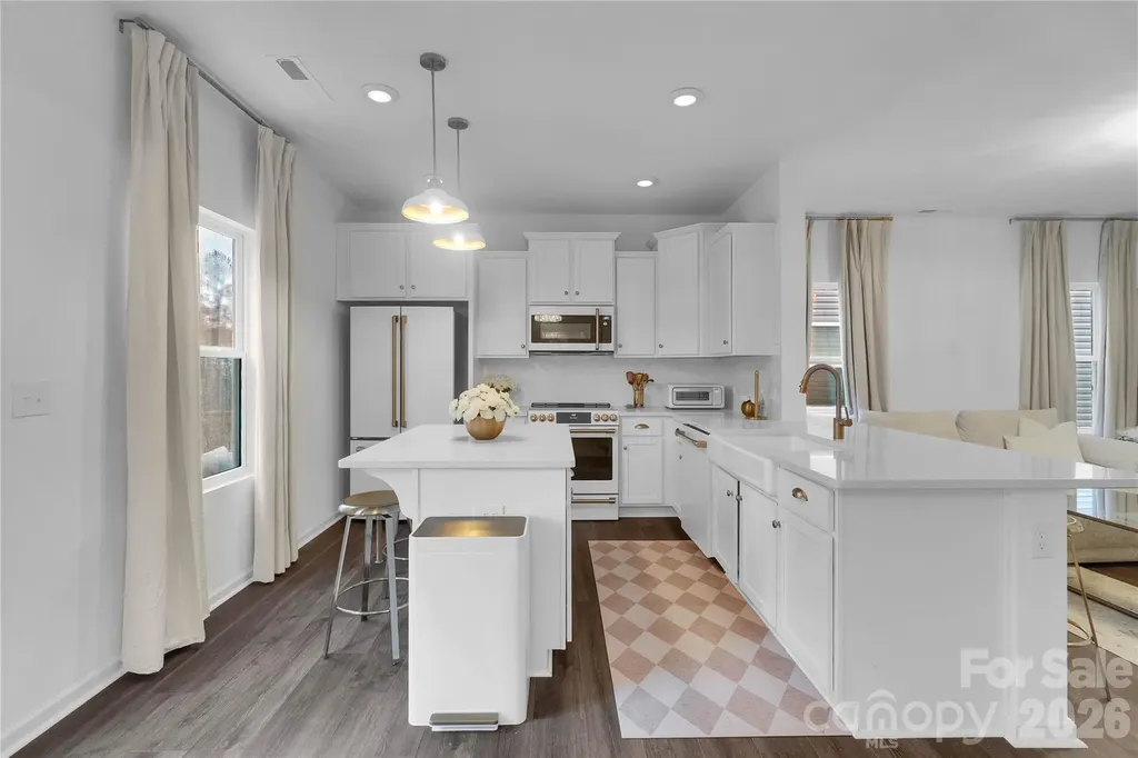 242 Lacewing Drive Charlotte NC 28214