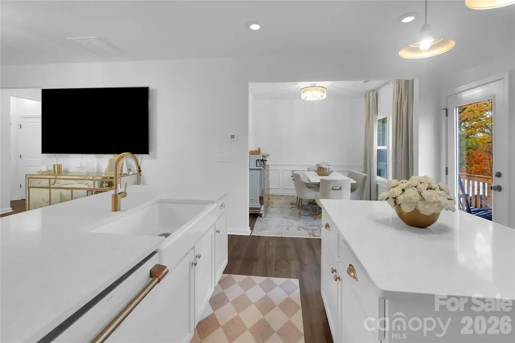 242 Lacewing Drive Charlotte NC 28214