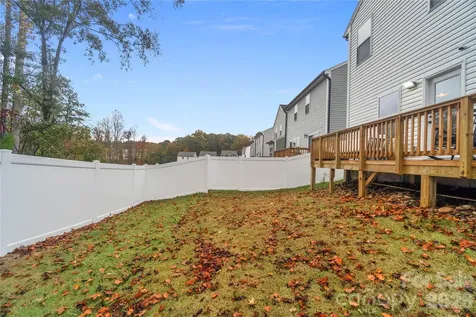 242 Lacewing Drive Charlotte NC 28214