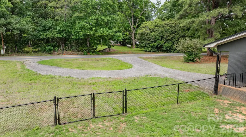 2276 Cid Road Lexington NC 27292