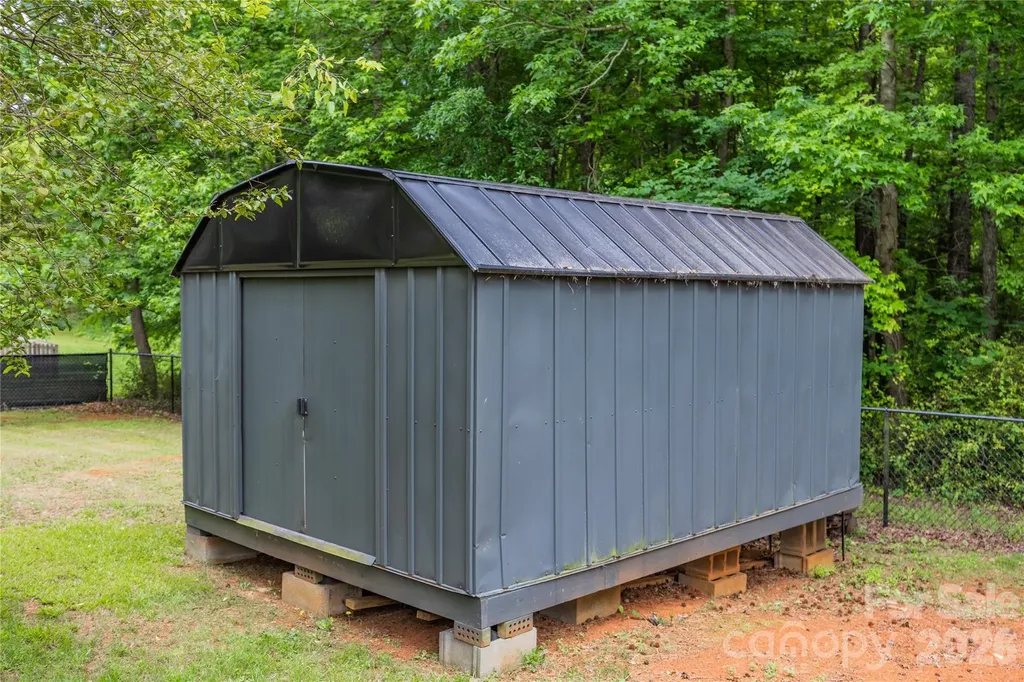 2276 Cid Road Lexington NC 27292