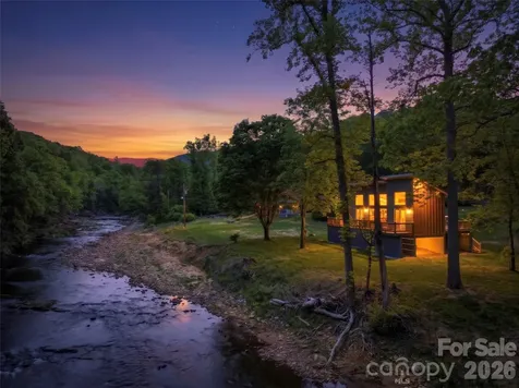 8061 State Hwy 80 S Burnsville NC 28714