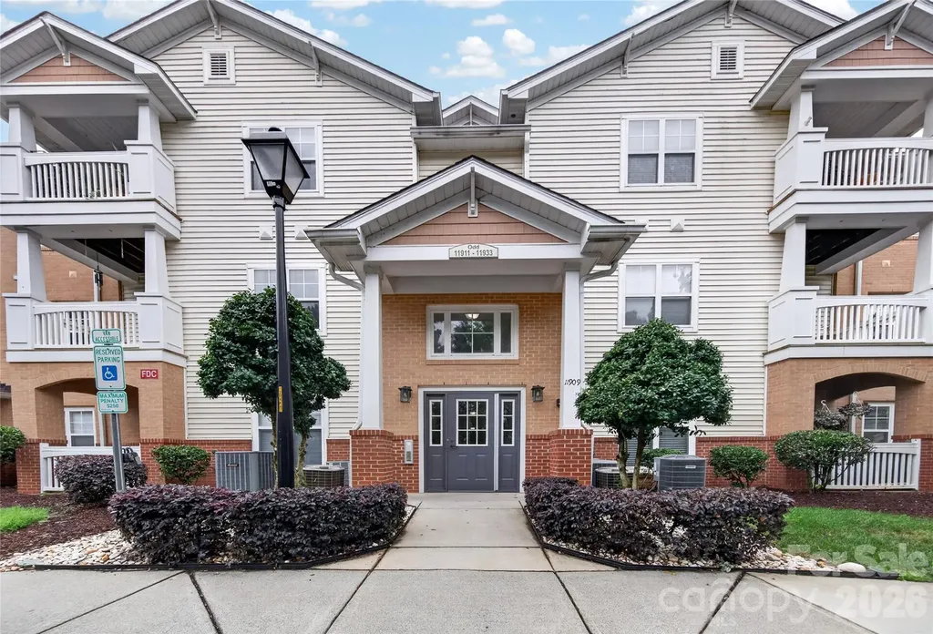 11921 Ridgeway Park Drive Charlotte NC 28277