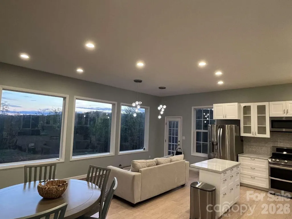 3445 Irish Hills Road Morganton NC 28655