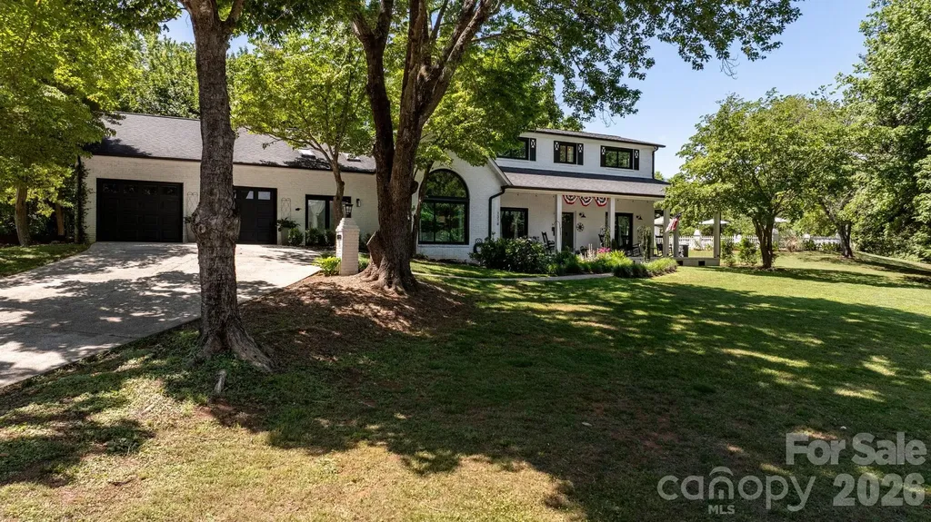 1314 Shirebourn Drive Hickory NC 28602