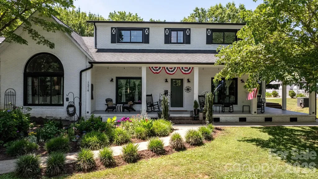1314 Shirebourn Drive Hickory NC 28602