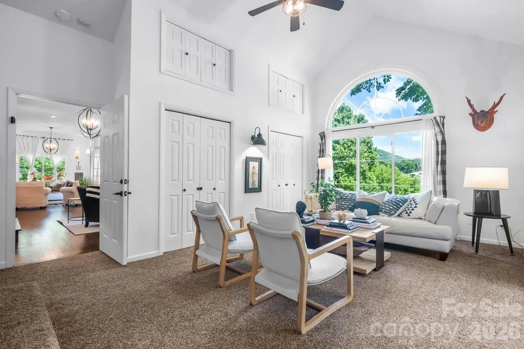 1314 Shirebourn Drive Hickory NC 28602