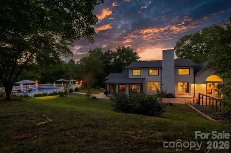 1314 Shirebourn Drive Hickory NC 28602
