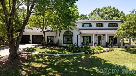 1314 Shirebourn Drive Hickory NC 28602