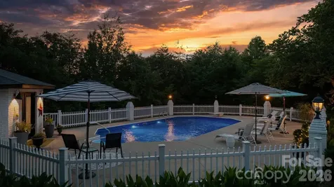 1314 Shirebourn Drive Hickory NC 28602