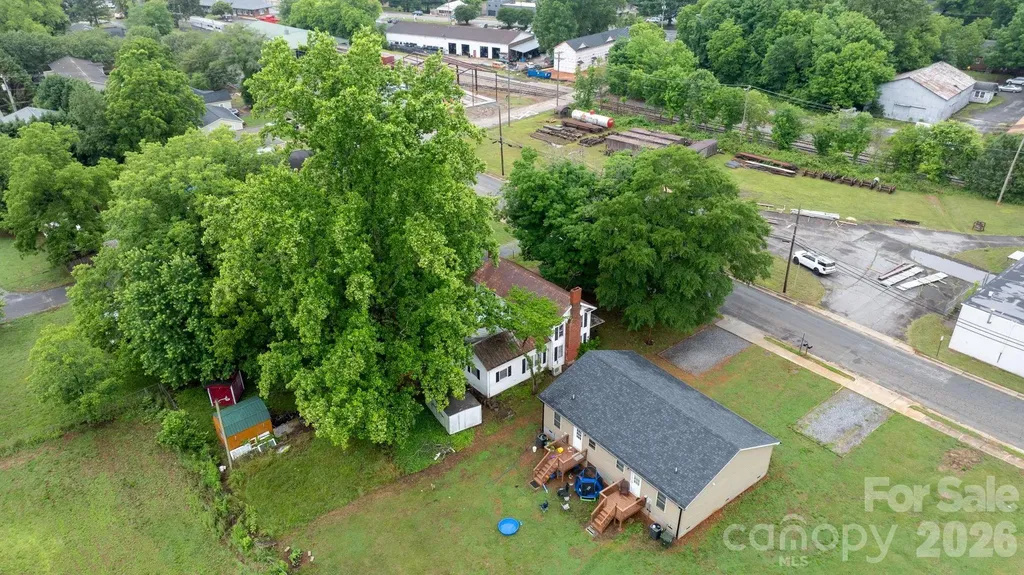 1311 N College Avenue Newton NC 28658