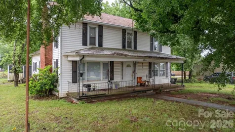 1311 N College Avenue Newton NC 28658