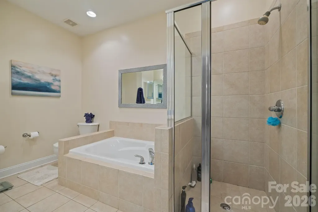8829 Legacy Lake Lane Charlotte NC 28269