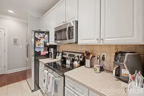 8829 Legacy Lake Lane Charlotte NC 28269