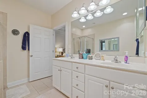 8829 Legacy Lake Lane Charlotte NC 28269
