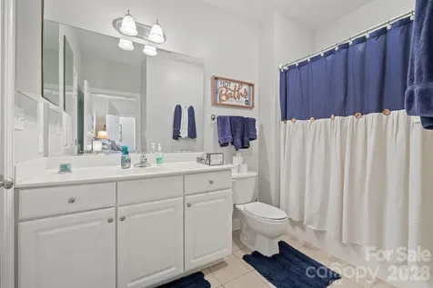 8829 Legacy Lake Lane Charlotte NC 28269