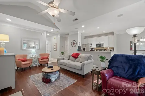8829 Legacy Lake Lane Charlotte NC 28269