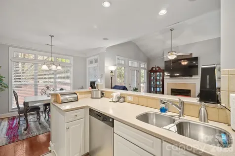 8829 Legacy Lake Lane Charlotte NC 28269