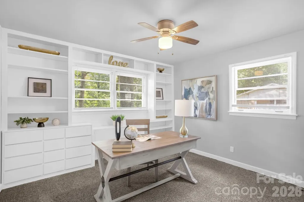 1623 Lumarka Drive Charlotte NC 28212
