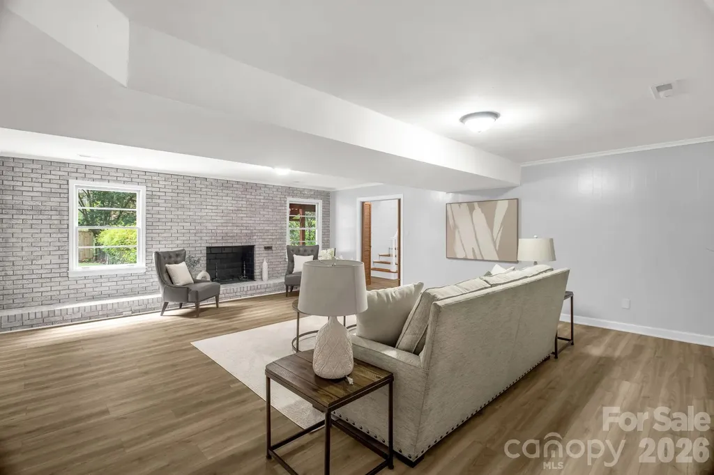 1623 Lumarka Drive Charlotte NC 28212