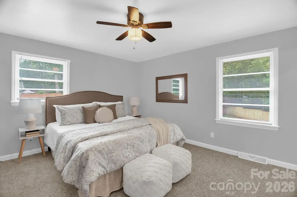 1623 Lumarka Drive Charlotte NC 28212