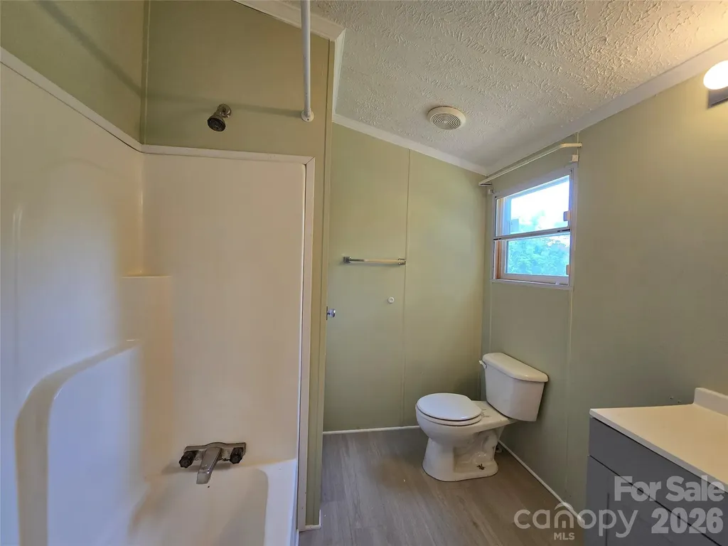 2094 Wilson Road Asheville NC 28806