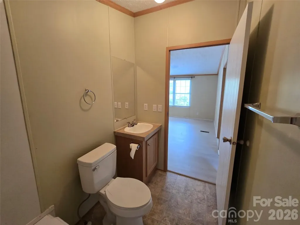 2094 Wilson Road Asheville NC 28806