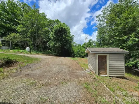 2094 Wilson Road Asheville NC 28806