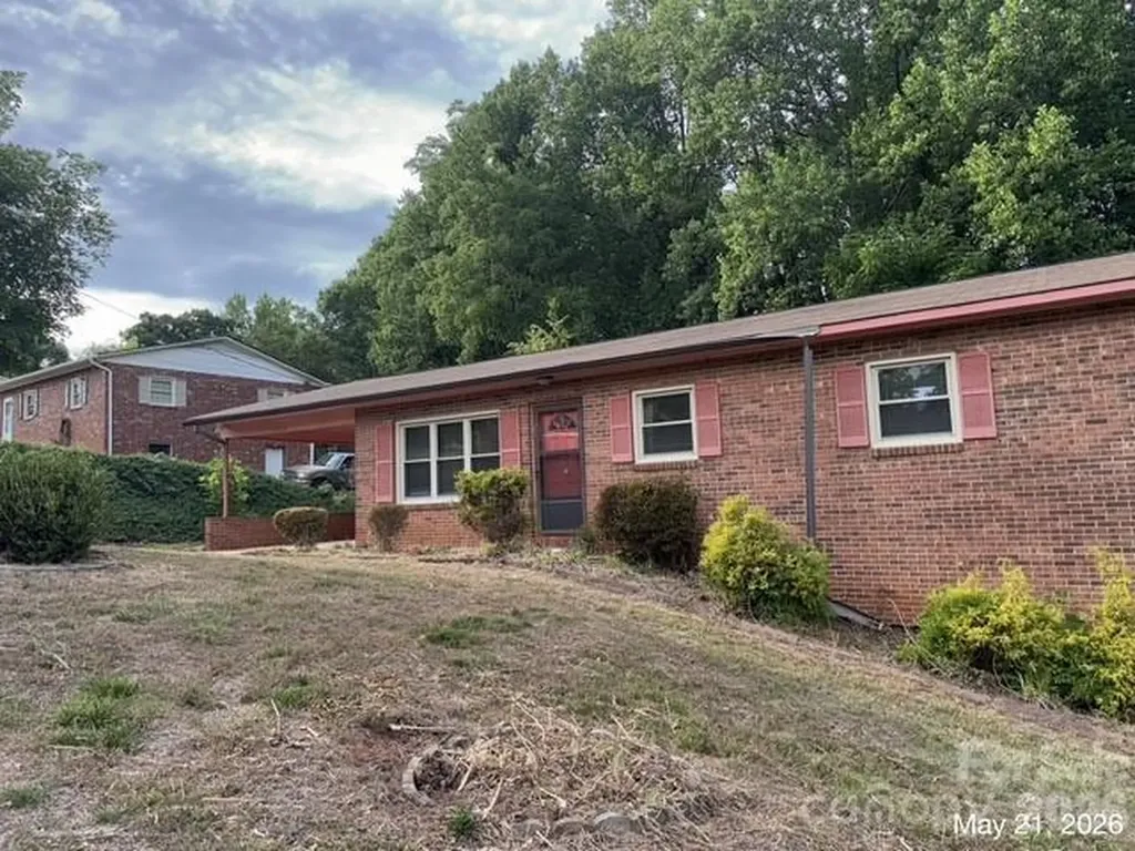 3734 N Lail Avenue Morganton NC 28655