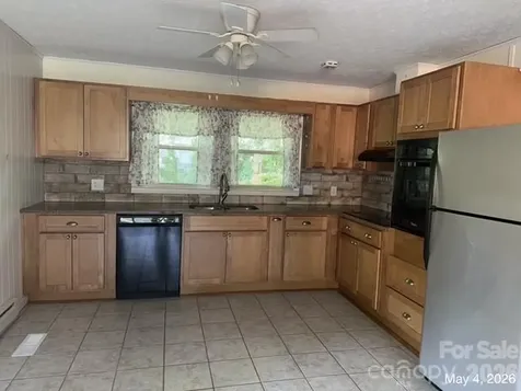 3734 N Lail Avenue Morganton NC 28655