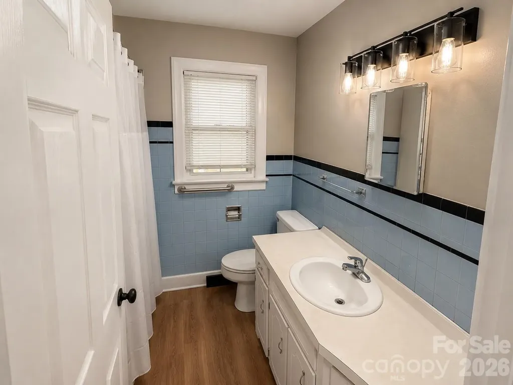 330 W 27th Street Newton NC 28625