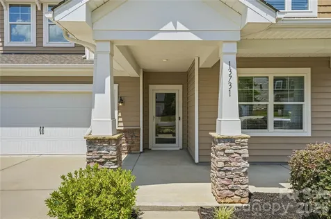 13731 Canterbury Castle Drive Charlotte NC 28273