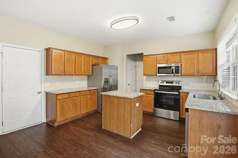 2910 Azalea Hills Drive Charlotte NC 28262