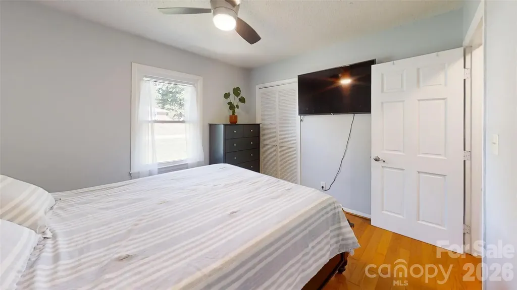1984 Crestdale Lane Newton NC 28658