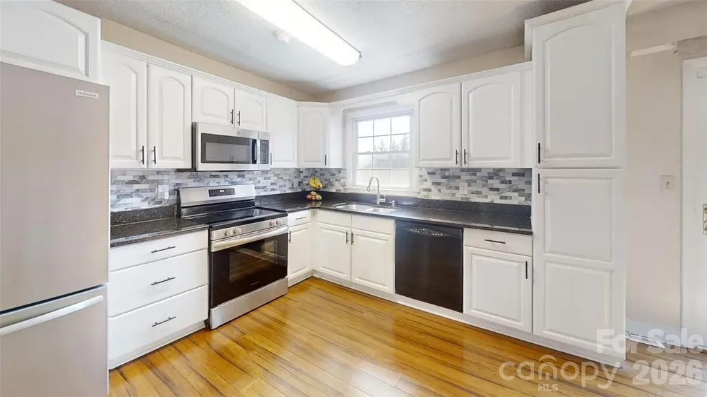 1984 Crestdale Lane Newton NC 28658