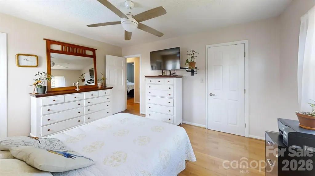 1984 Crestdale Lane Newton NC 28658