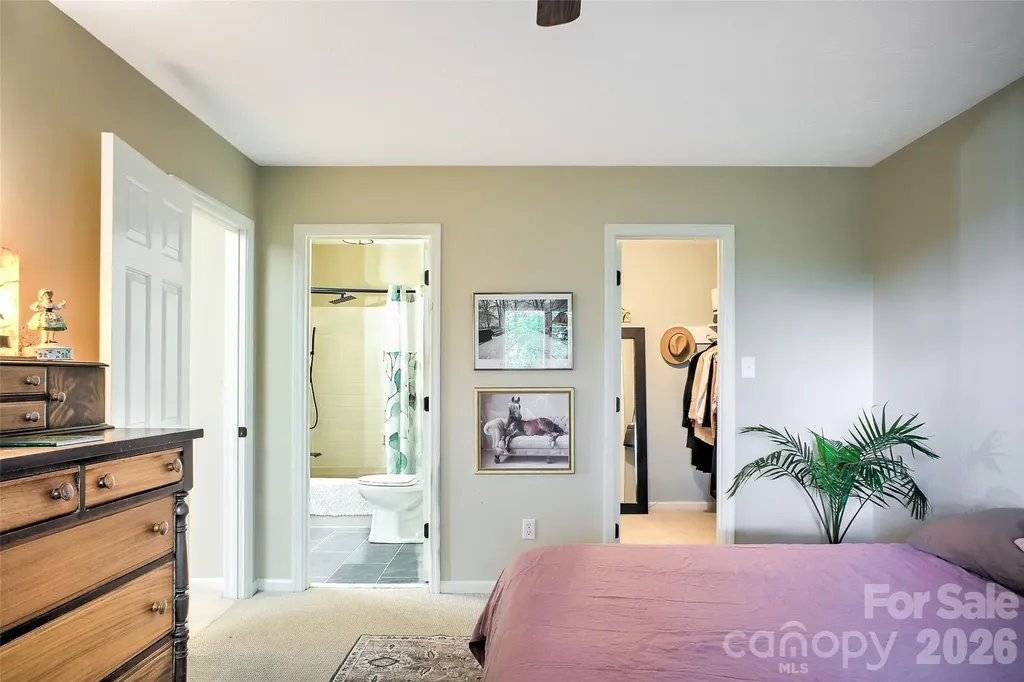 53 Braddock Way Asheville NC 28803