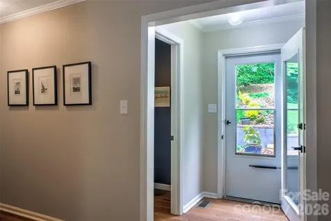 53 Braddock Way Asheville NC 28803