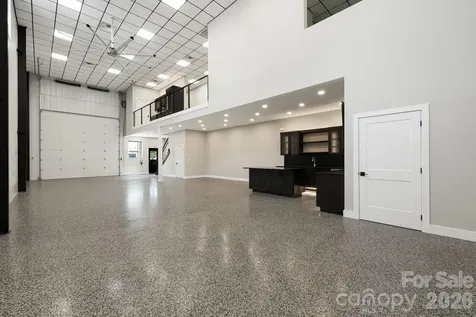 130 Speed Way Lake Toxaway NC 28747