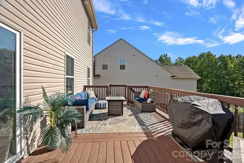442 Almora Loop Mooresville NC 28115