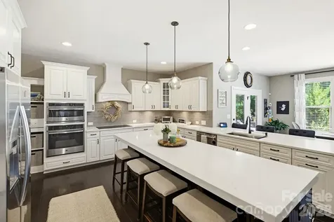 3083 Twin Lakes Drive Weddington NC 28104