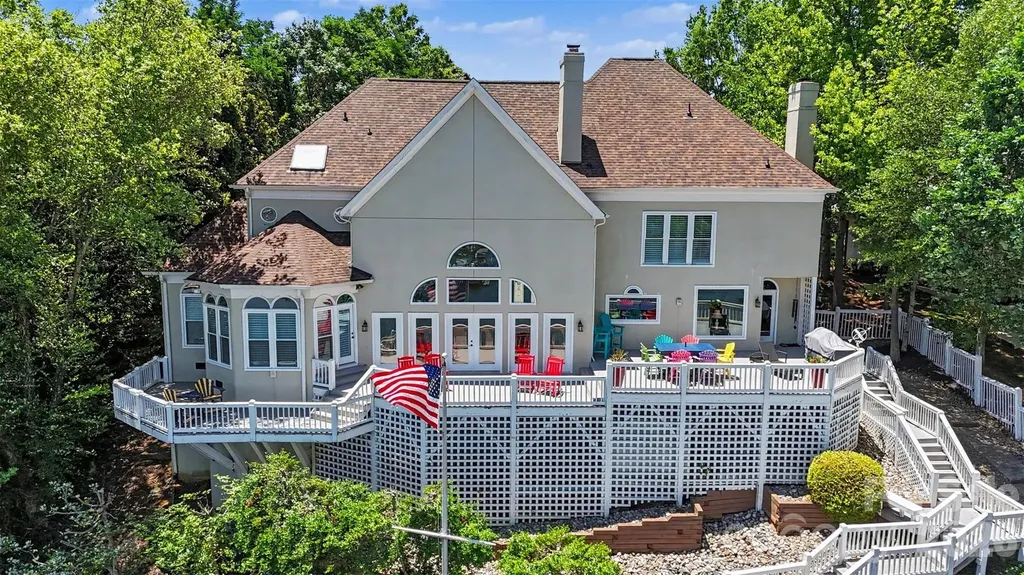 16105 Woolwine Road Charlotte NC 28278