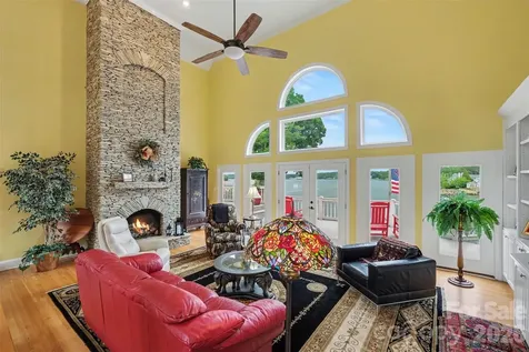 16105 Woolwine Road Charlotte NC 28278