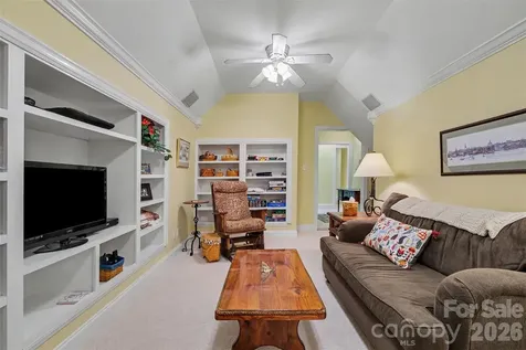 16105 Woolwine Road Charlotte NC 28278