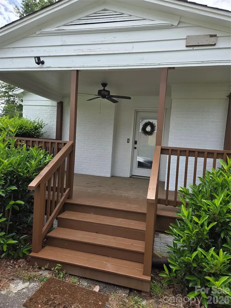 707 E 1st Street Cherryville NC 28021