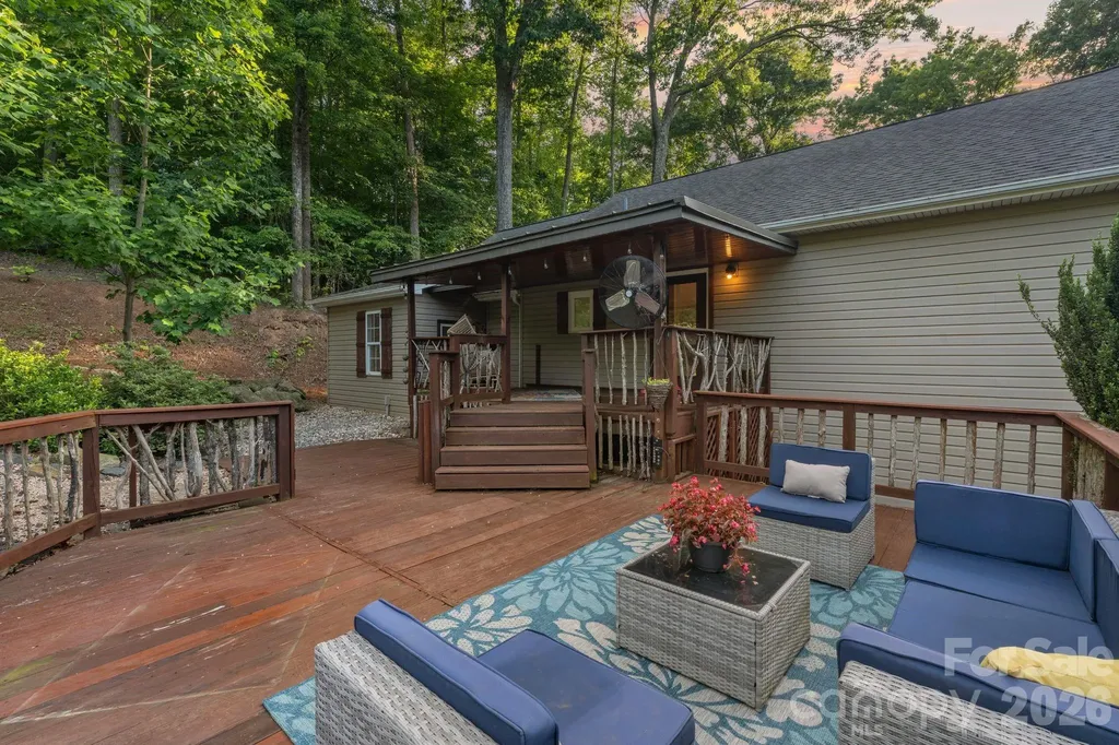 9870 Harvest Lane Davidson NC 28036