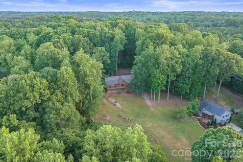 9870 Harvest Lane Davidson NC 28036
