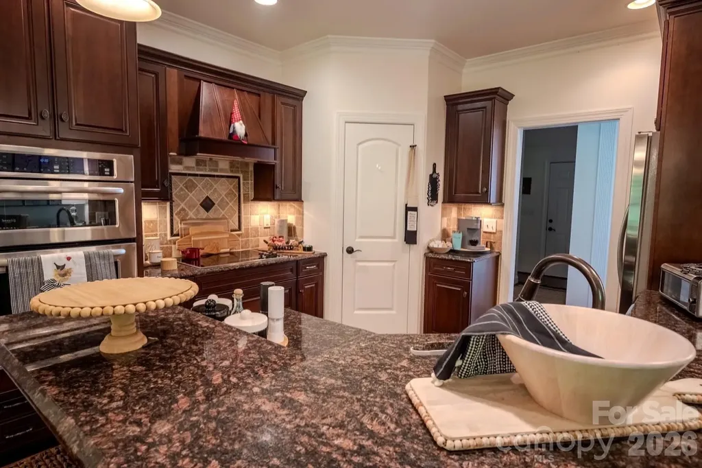 4015 Foxes Trail Cramerton NC 28032