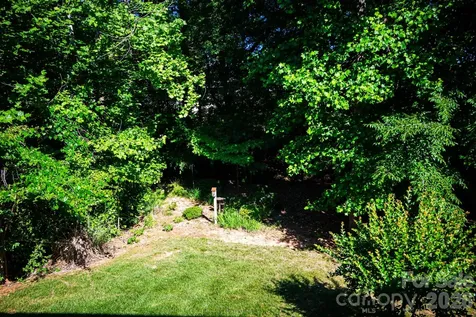 4015 Foxes Trail Cramerton NC 28032